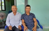 Cán bộ địa chính 'ngâm' sổ đỏ, dân muốn lấy phải nộp hàng chục triệu?