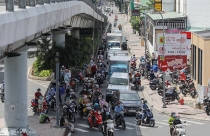 Sức ép mở cửa lại nền kinh tế của TP HCM