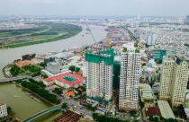 Đang cắn vào đuôi mình để sống, doanh nghiệp địa ốc khẩn thiết xin hỗ trợ tín dụng