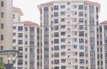 Vừa nhận nhà dân chung cư tá hoả phát hiện tường chịu lực nằm trong phòng ngủ