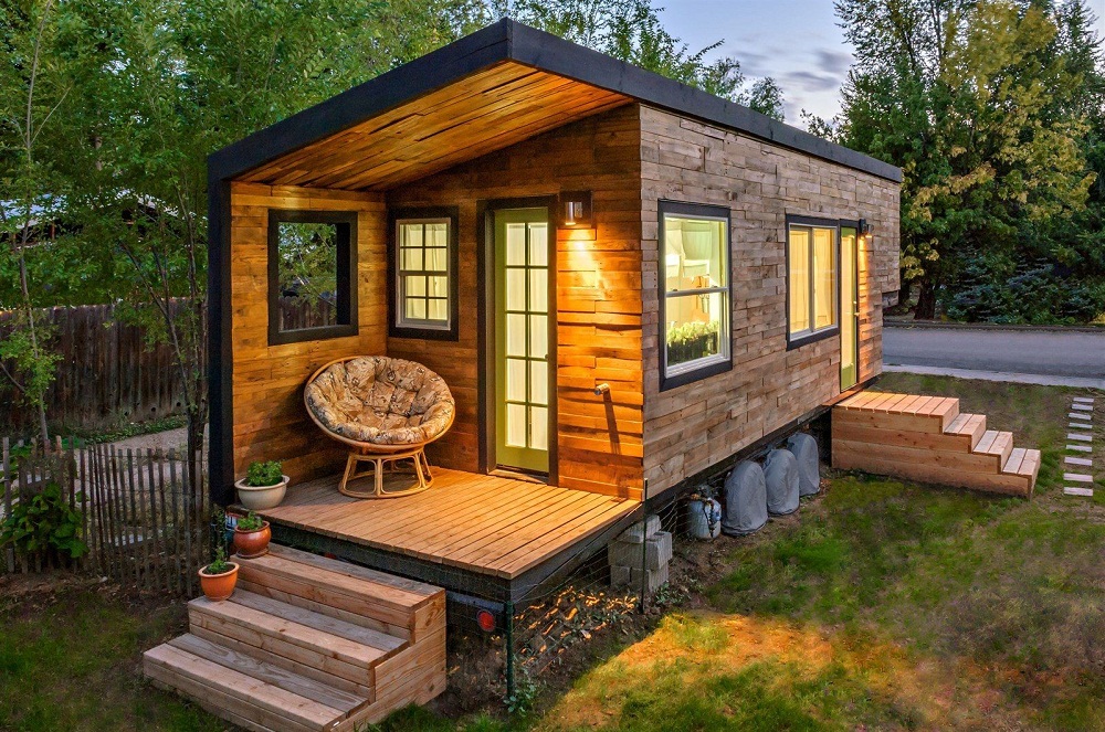  				Movahouse				