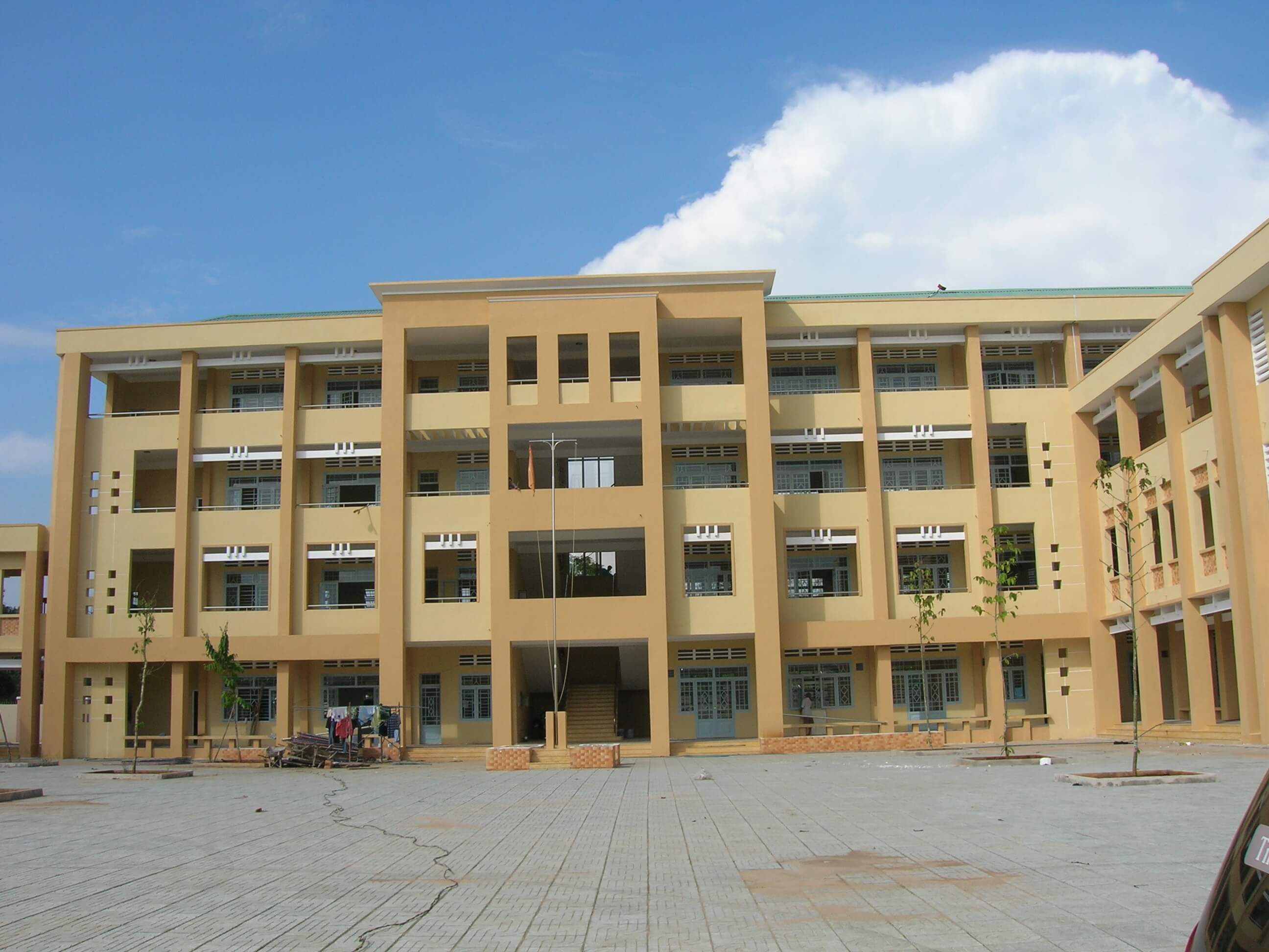  				CÔNG TY TNHH SƠN NƯỚC NHÂN SINH				