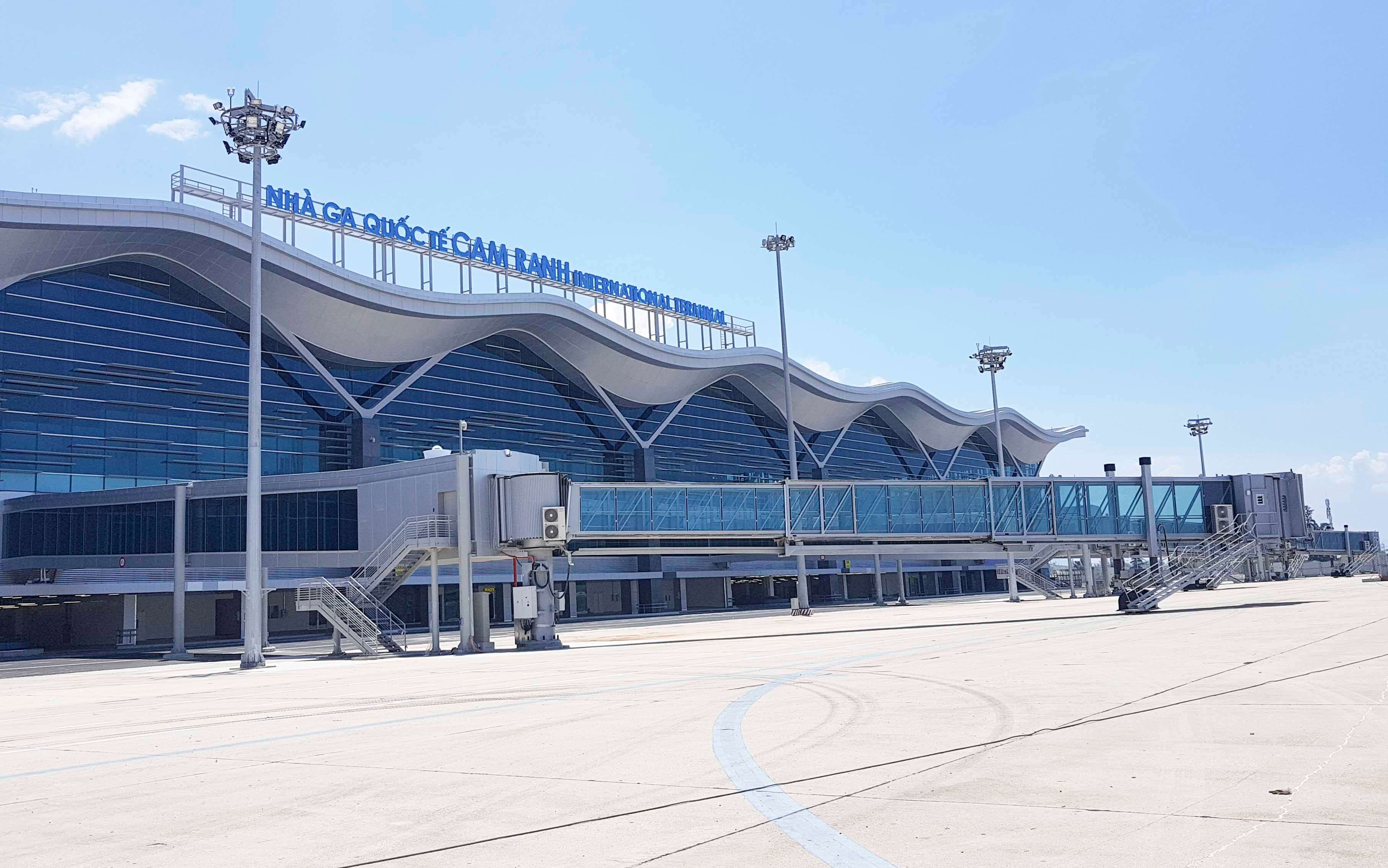 Sân bay Quốc tế Cam Ranh - Khánh Hòa