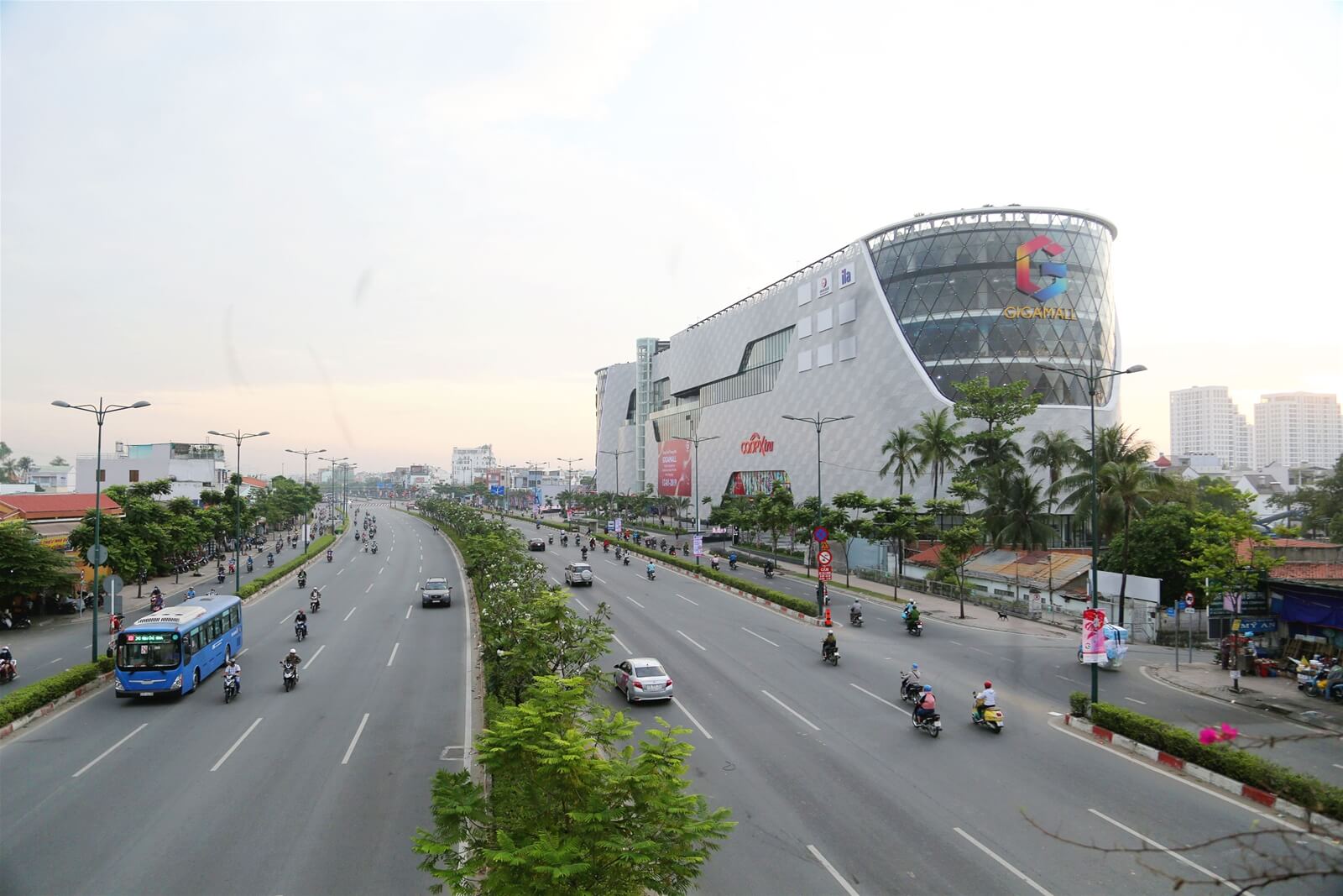 Gigamall