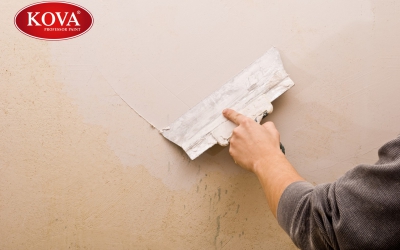 Giải pháp tối ưu để ngăn ngừa và giải quyết tình trạng các vết thấm tường nhà là dùng chất chống thấm, với tác dụng ngăn ngừa từ sâu bên trong. Cùng tìm hiểu cách dùng chất chống thấm tường ngoài hiệu quả?