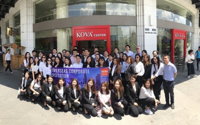 KOVA ĐÓN TIẾP ĐOÀN SINH VIÊN ĐẠI HỌC THAMMASAT, THÁI LAN
